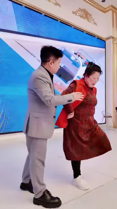 弯腰活动改善现场记录